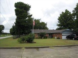 1 Oakhurst St, Seminole, OK 74884