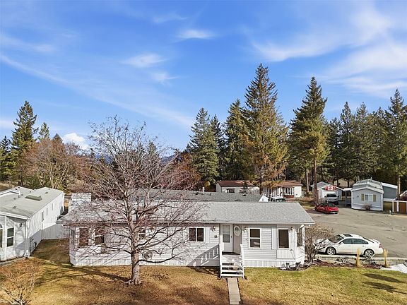 2nd image of 1555 Howe Rd #15