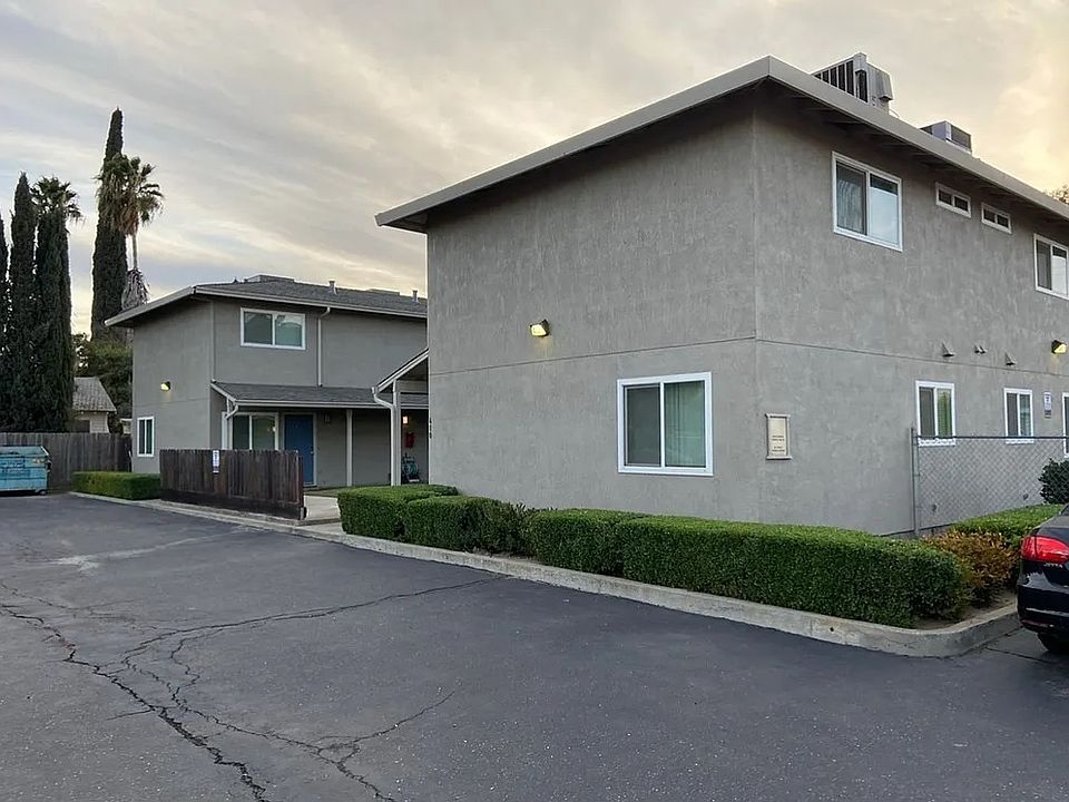 1st image of 410 Pine St APT 3
