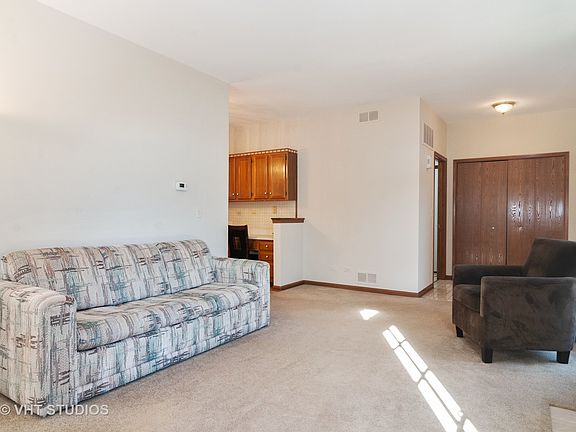 5th image of 1264 Tennyson Ln #1264