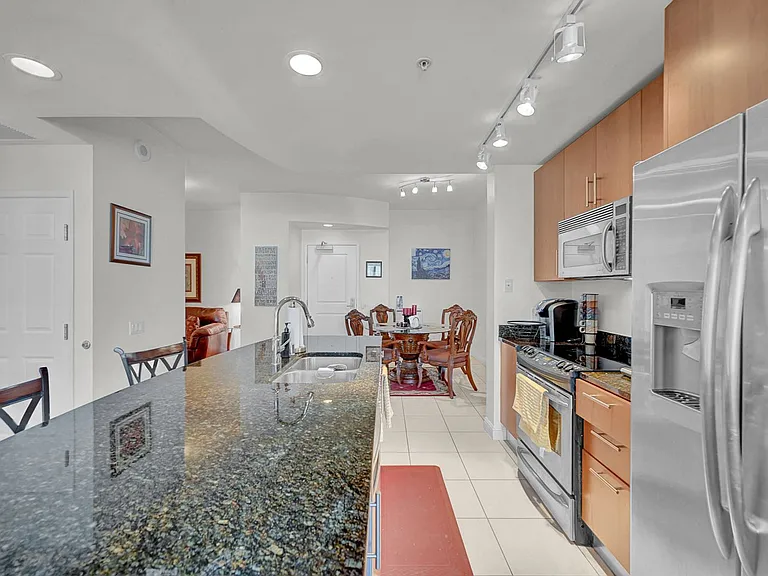 200 W Sahara Ave #811 — Photo 12