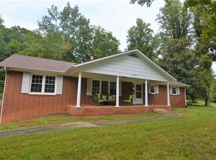 1723 Walt Arney Rd, Lenoir, NC 28645