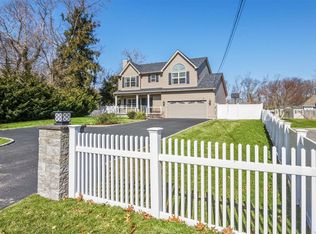 215 Lower Rocky Point Rd, Sound Beach, NY 11789