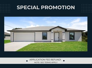 3704 25th St SW, Lehigh Acres, FL 33976