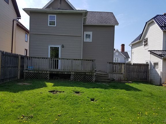 2nd image of 120 W 10th St