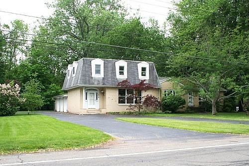 1st image of 656 Creekside Dr