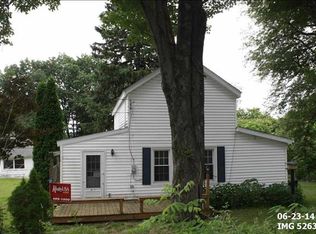 14 Cascade St, Cohoes, NY 12047