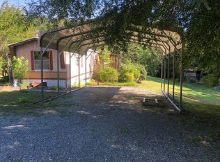 2043 Piney Mountain Rd, Walnut Cove, NC 27052