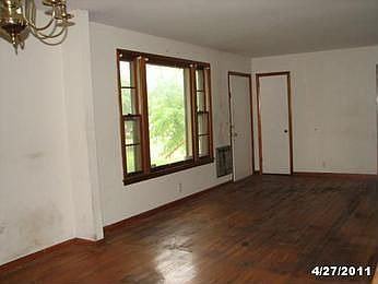 2nd image of 3220 Dove Pl