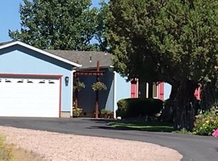 7697 SW Reindeer Ave, Redmond, OR 97756