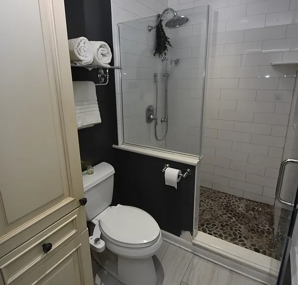 449 Alfreton Ct — Photo 18