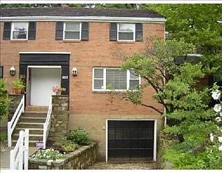 1053 Maple Heights Rd photo 1