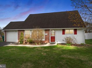 58 Tinder Rd, Levittown, PA 19056