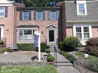 6411 Eastleigh Ct, Springfield, VA 22152