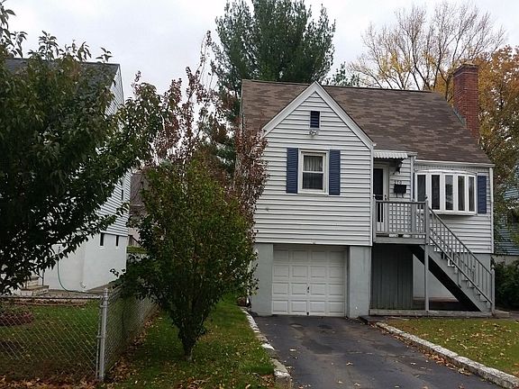 3rd image of 270 Greenwood St