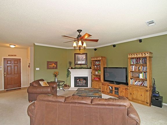 4th image of 8513 Saffron Dr