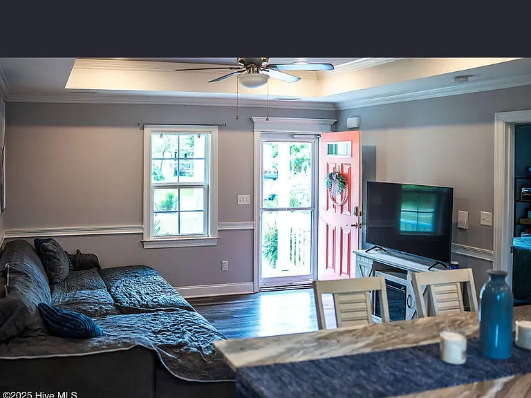 409 Pepperhill Rd — Photo 10