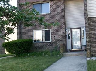 816 N Surrey Ave #501, Ventnor, NJ 08406