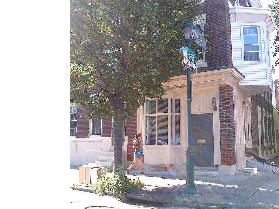 2nd image of 2520 S 22nd St