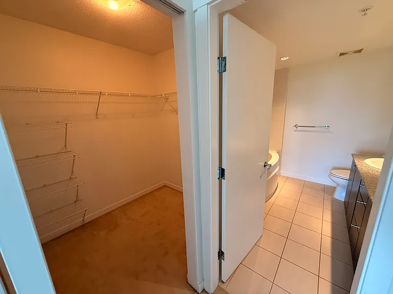 660 Nootka Way #1805 — Photo 10