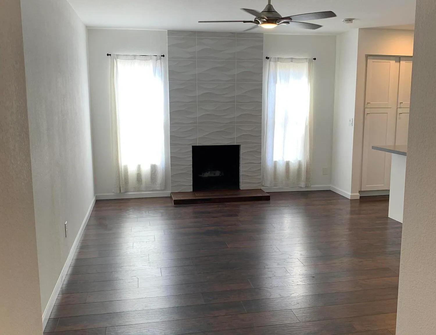 3 bed, 2.0 bath, 1616 sqft, $3,200 — Photo 4