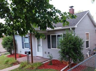 1833 Ivy Ave E, Saint Paul, MN 55119