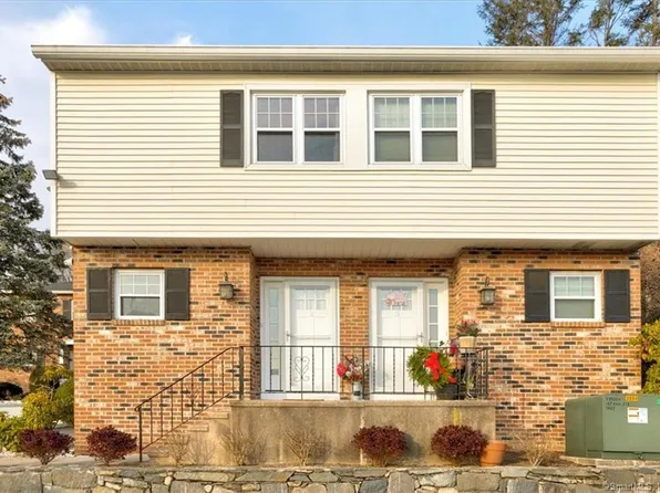 19 Colonial Road #12, Stamford, CT 06906