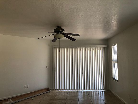 4th image of 6326 N 69th Dr