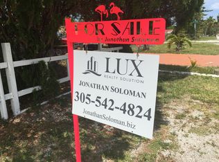 1687 NE 182nd St, North Miami Beach, FL 33162