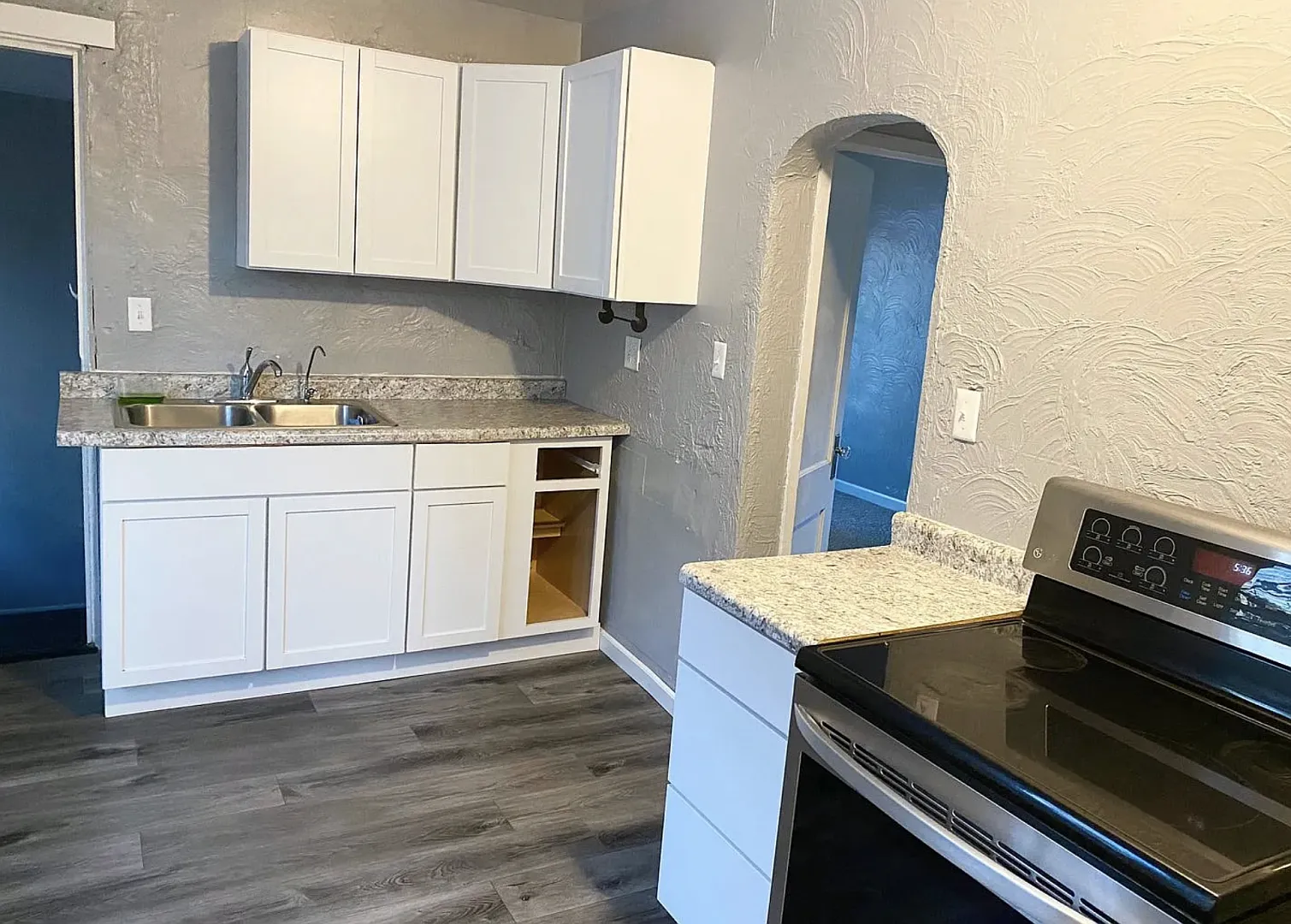 3 bed, 1150 sqft, $1,375 — Photo 3