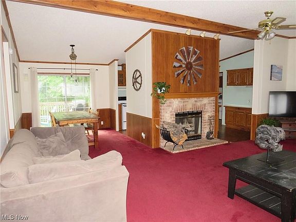 4th image of 123 Diana Ct