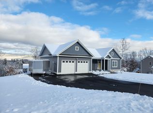 102 Brookview Dr, Manchester, NH 03106