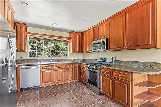 1766 Key Ln — Photo 1