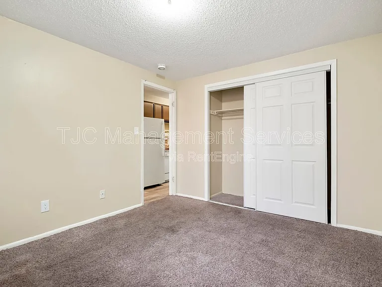 27 S Sherman St #204 — Photo 9
