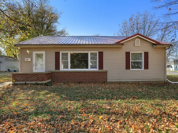 308 N Waverly St, Homer, IL 61849