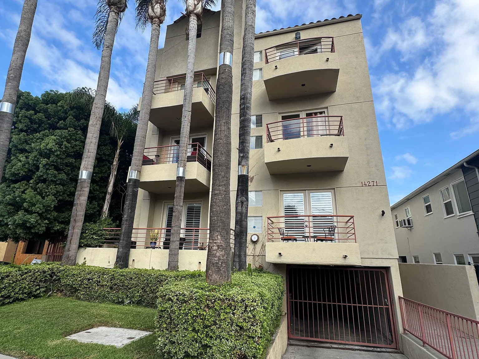 3 bed, 1873 sqft, $5,400 — Photo 1