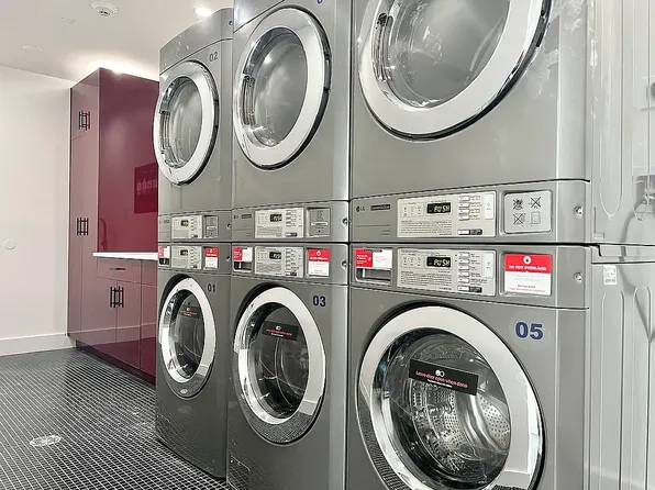 3321 Glenwood Road image 11 of 11