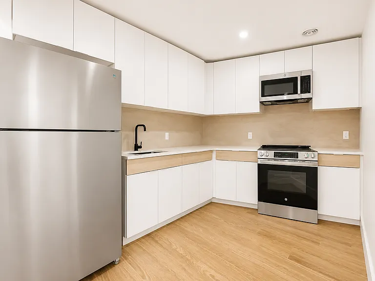 175 Rochester Ave #1RN — Photo 4