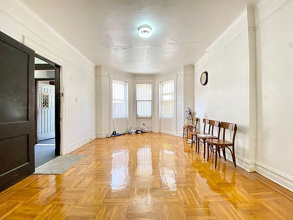 2nd image of 1639 E 15th St