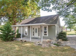 911 Sumner St, Jerseyville, IL 62052