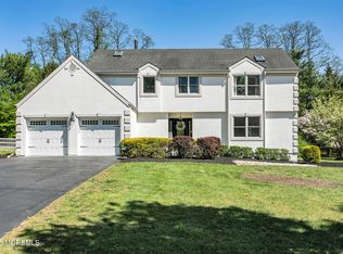 20 Longview Dr, Colts Neck, NJ 07722