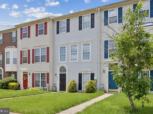 672 Seawave Ct, Middle River, MD 21220