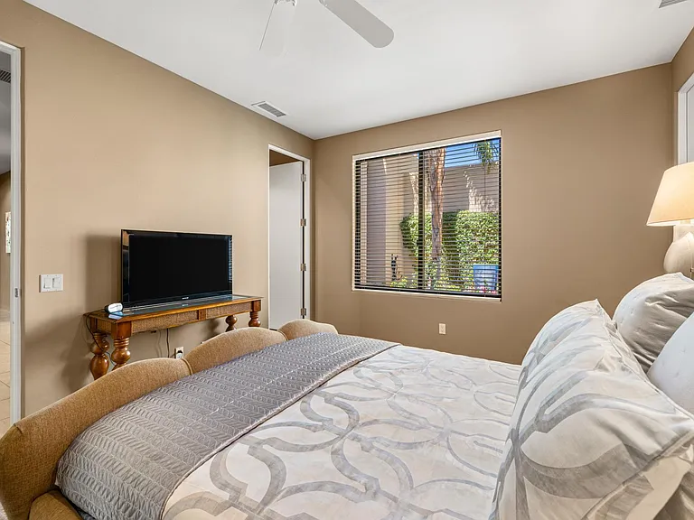 50445 Mountain Shadows Rd — Photo 57
