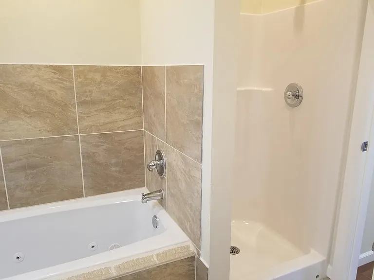 5728 Roosevelt Way NE — Photo 15