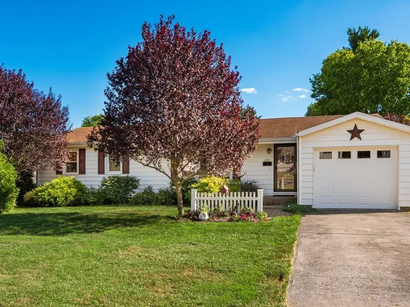 235 Cynthia St, Heath, OH 43056