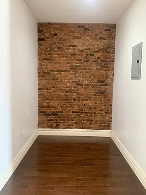 Rented by Voro New York | media 4