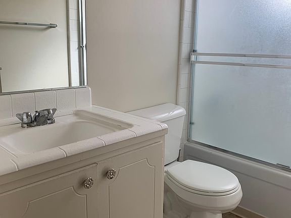 5th image of 2070 Radio Ave #1A