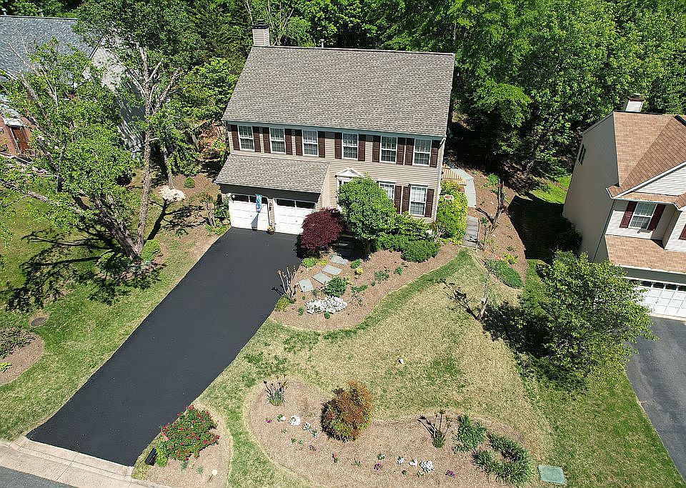 1st image of 14 Morrissey Stone Ct