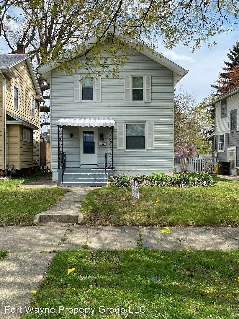 3309 Hoagland Ave photo 1