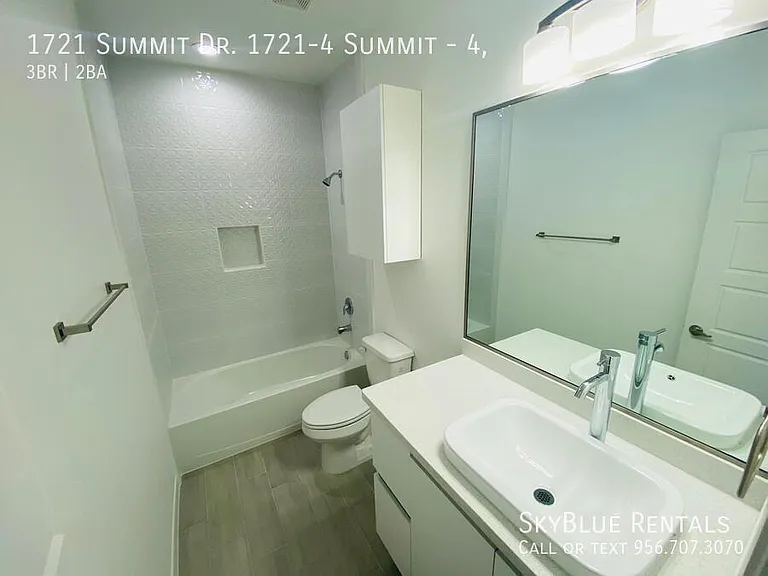 1721 W Sumitt Dr #4 — Photo 5